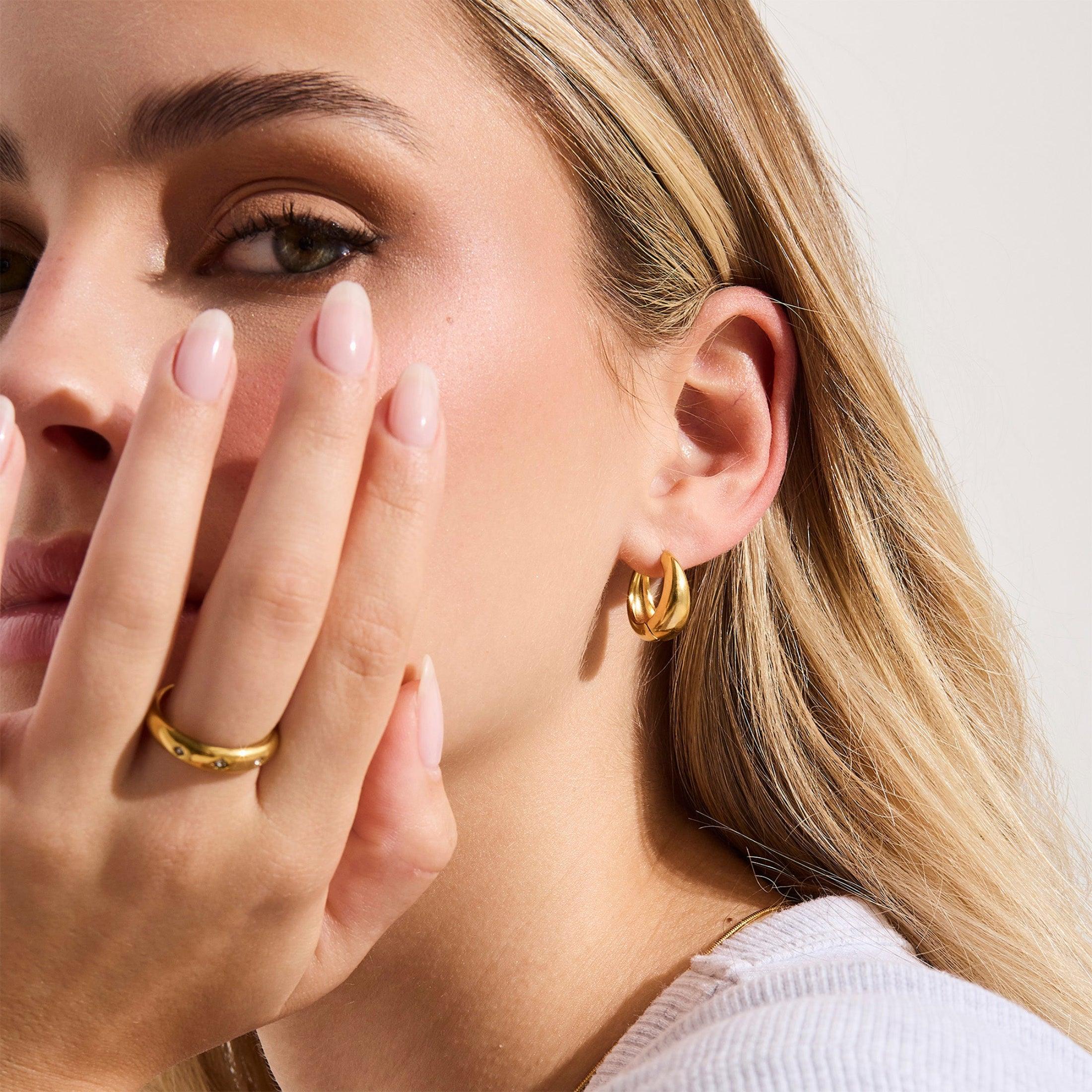 Evry Jewels Pretty Princess Hoop Earrings