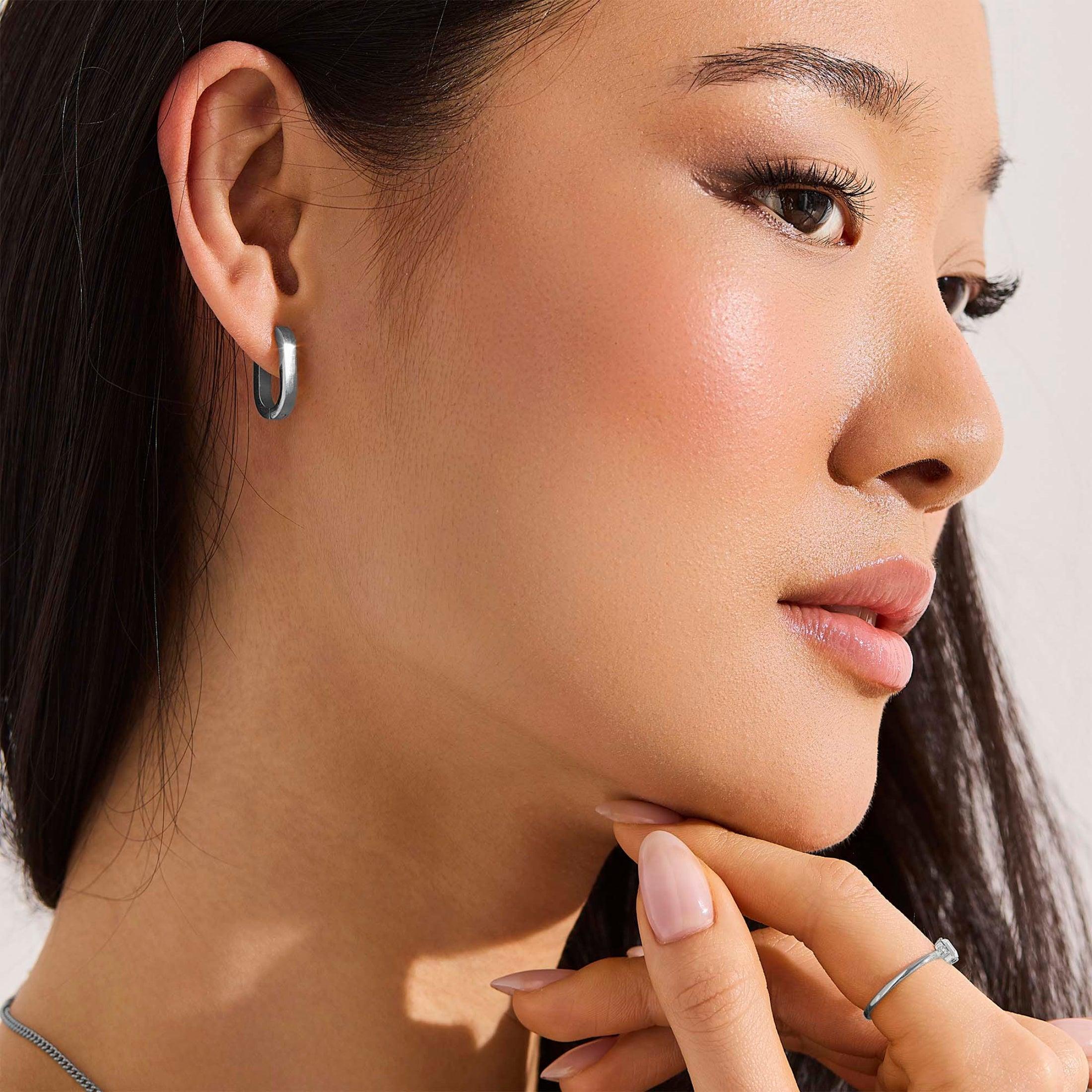 Evry Jewels Slim Block Hoops