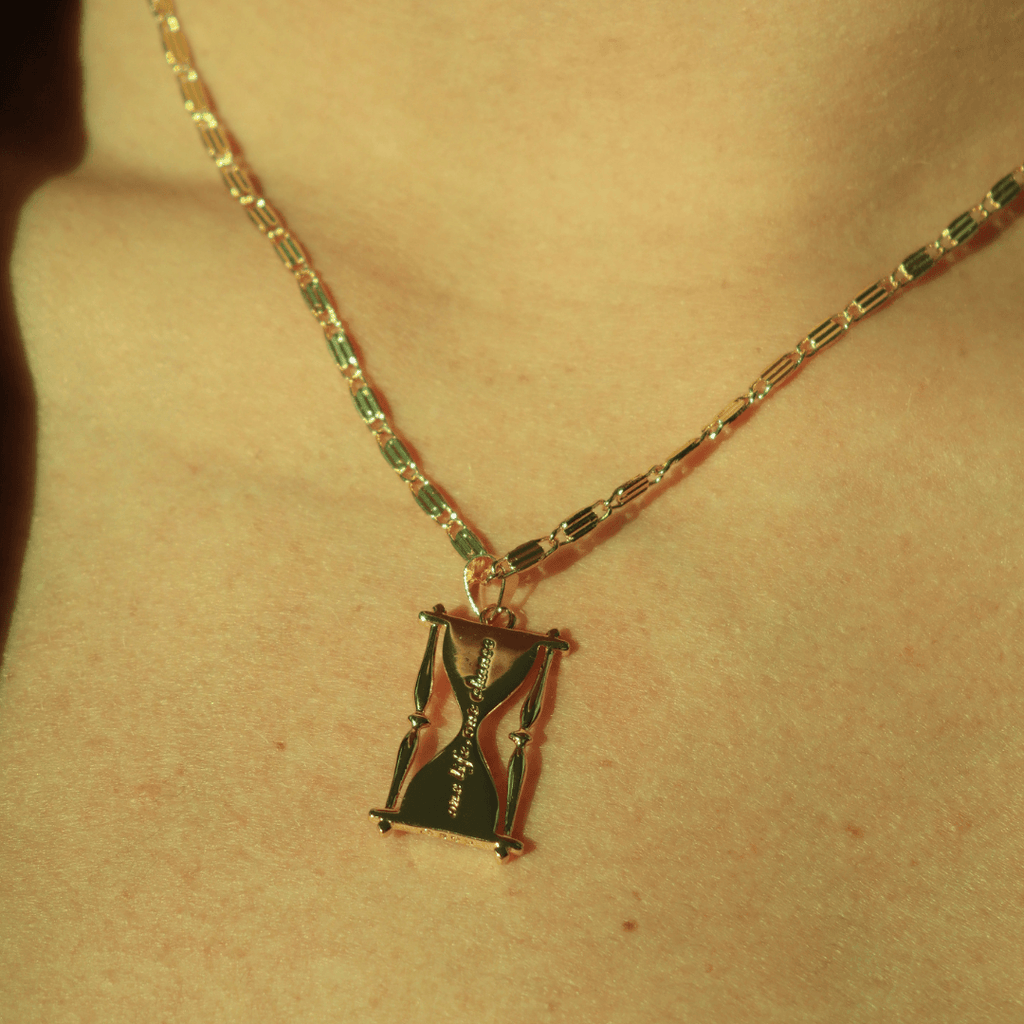 Evry Jewels Moment in Time Necklace