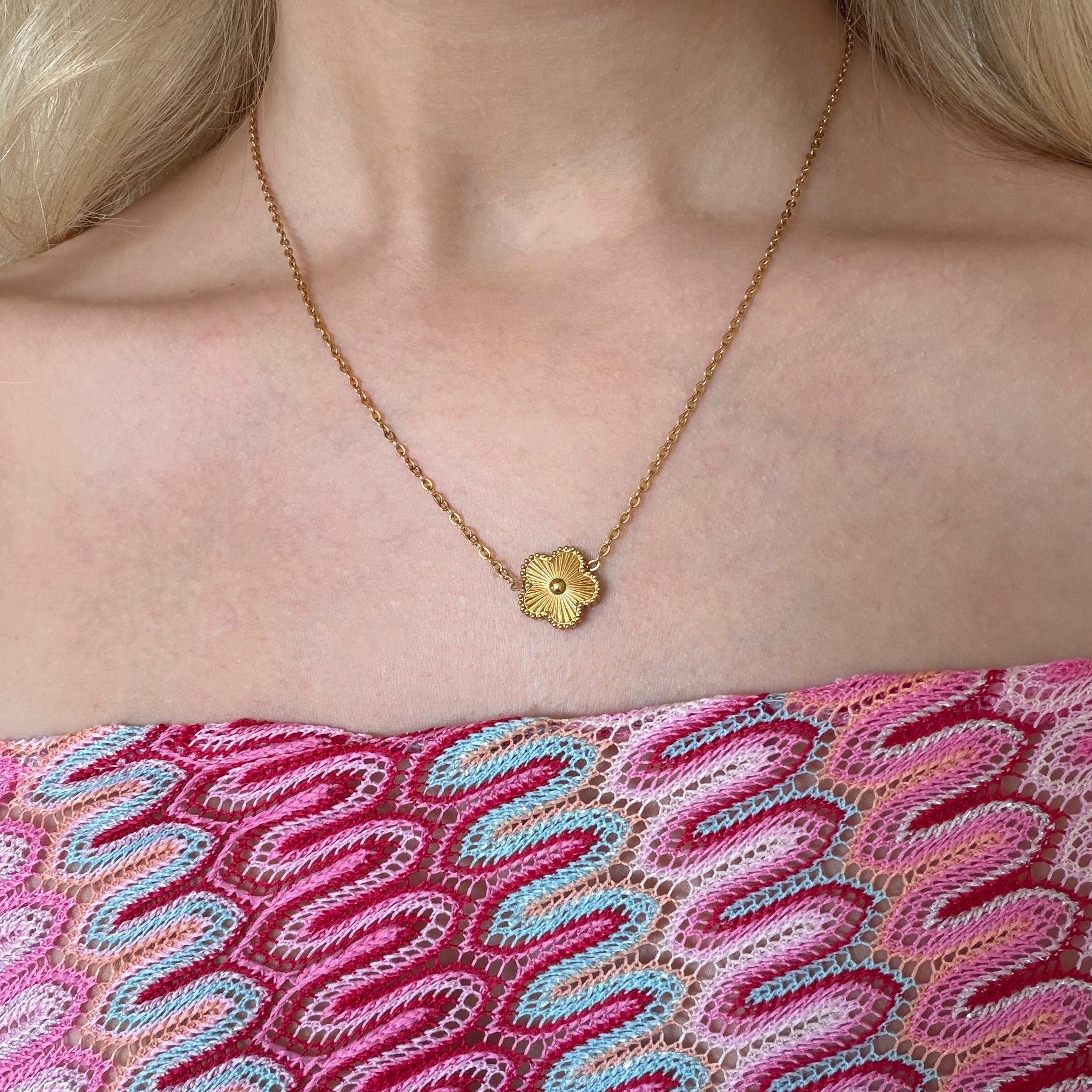 Evry Jewels Lucky Bloom Necklace