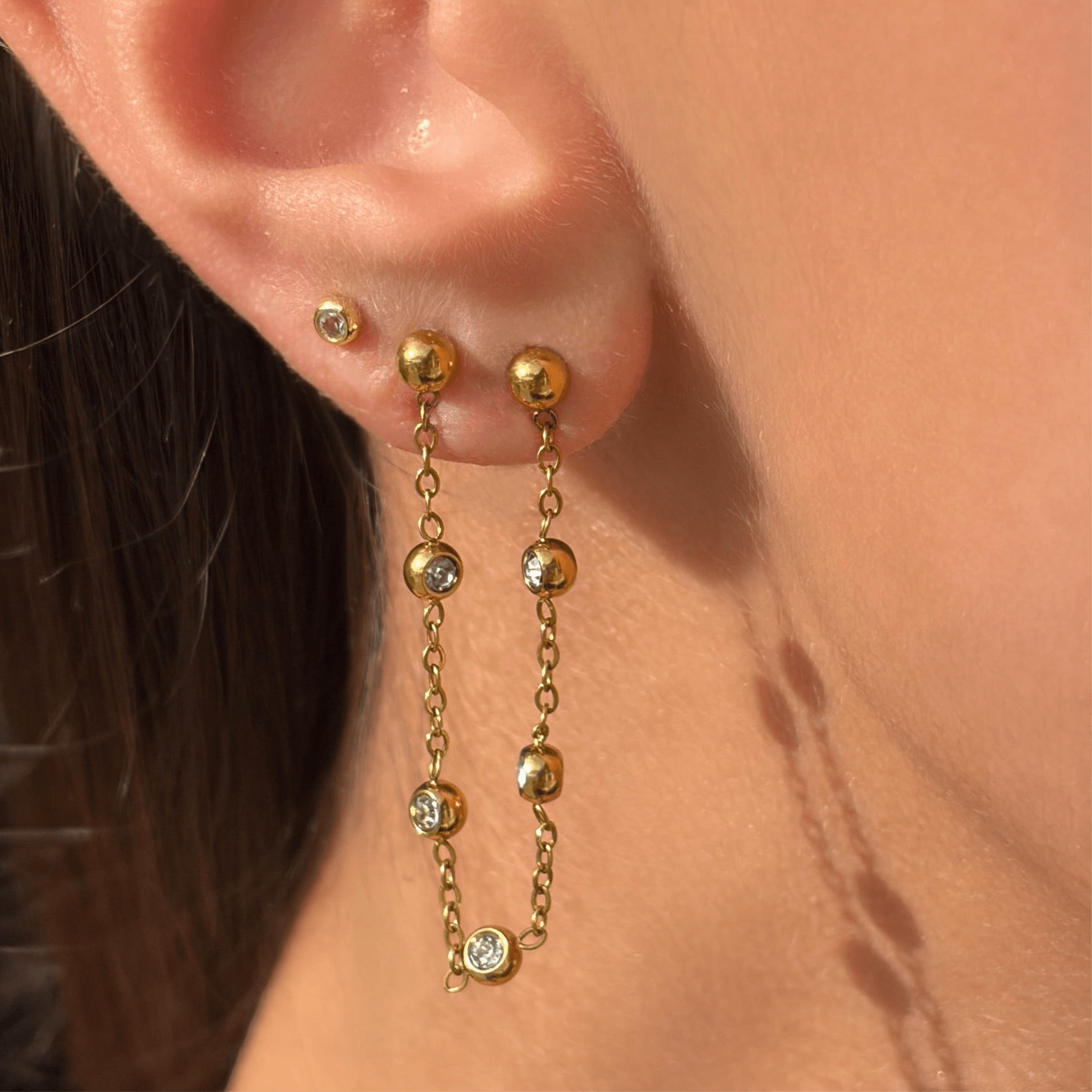 Evry Jewels Shimmer Chain Stud Earring