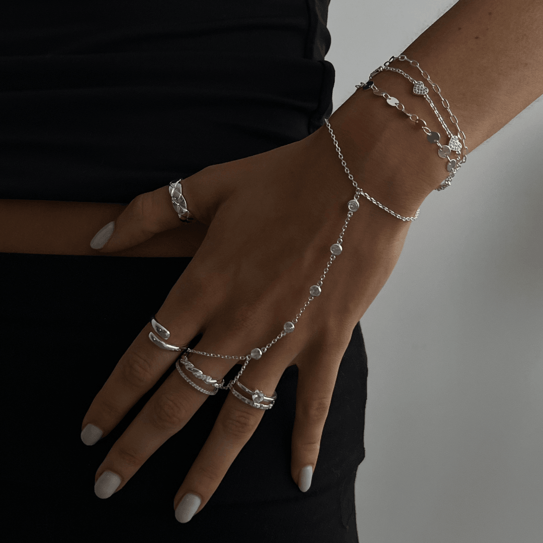 Evry Jewels Afterglow Hand Chain