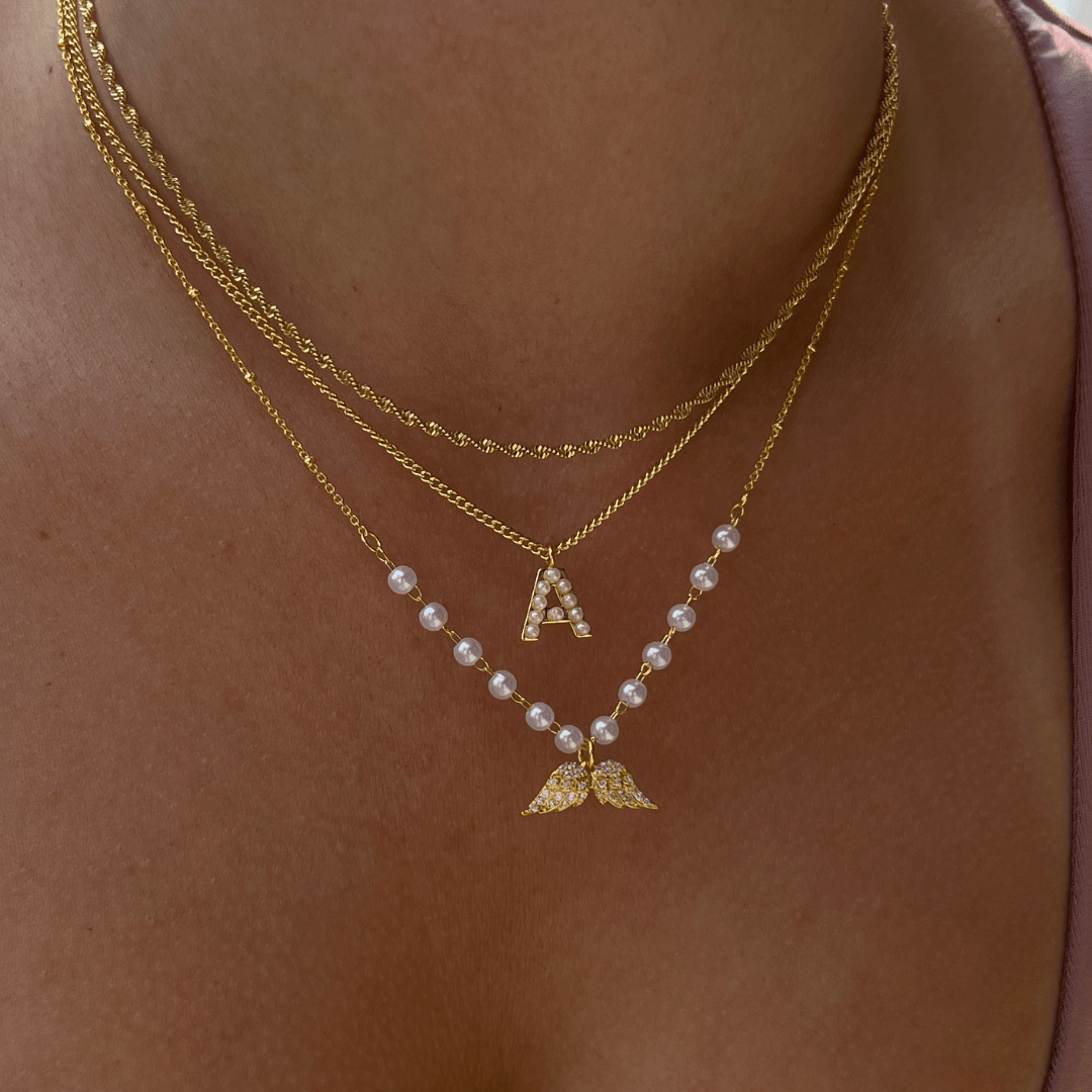 Evry Jewels Angel Kiss Necklace