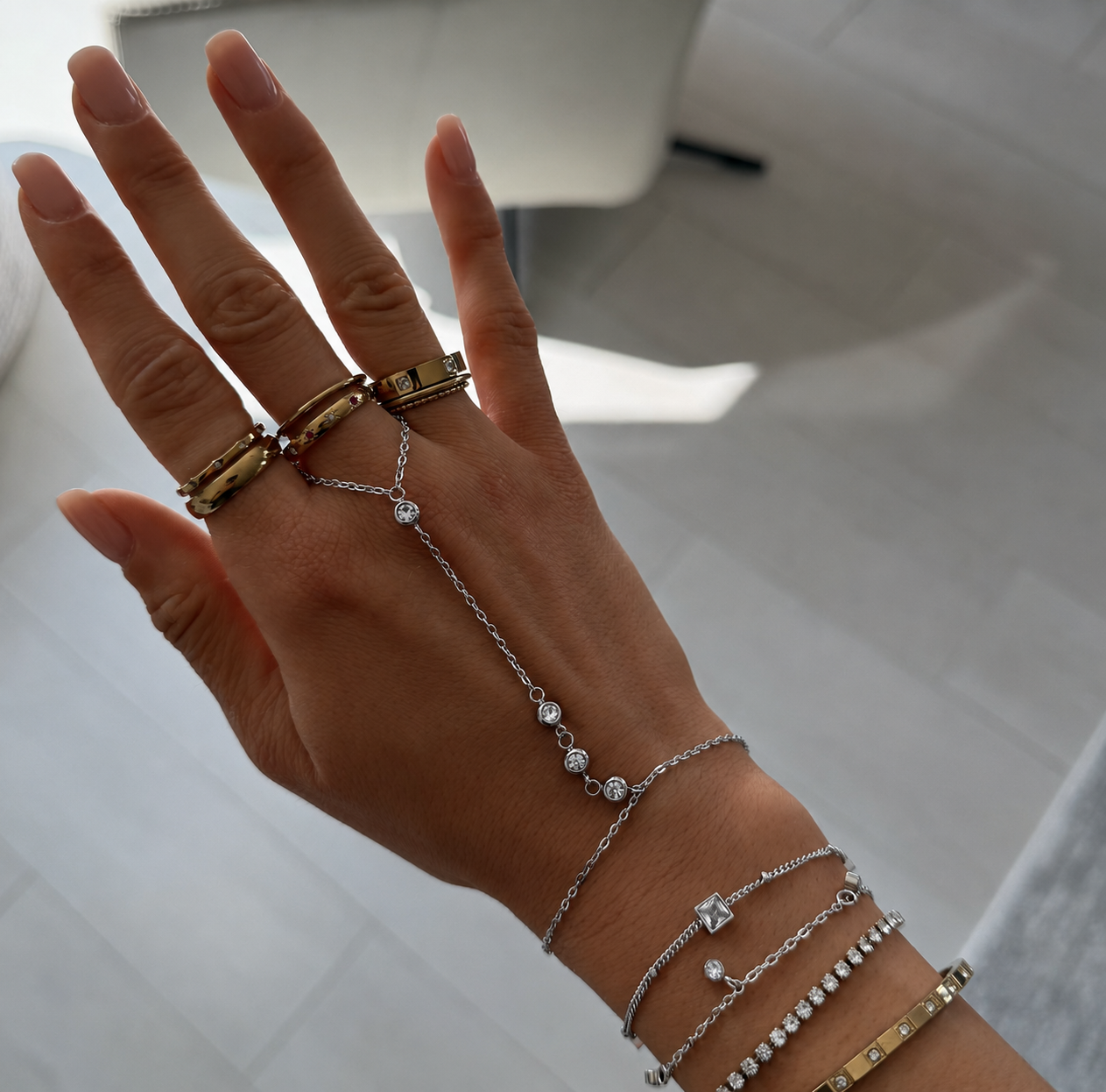 Evry Jewels Viral Hand Chains: Anti Tarnish Waterproof
