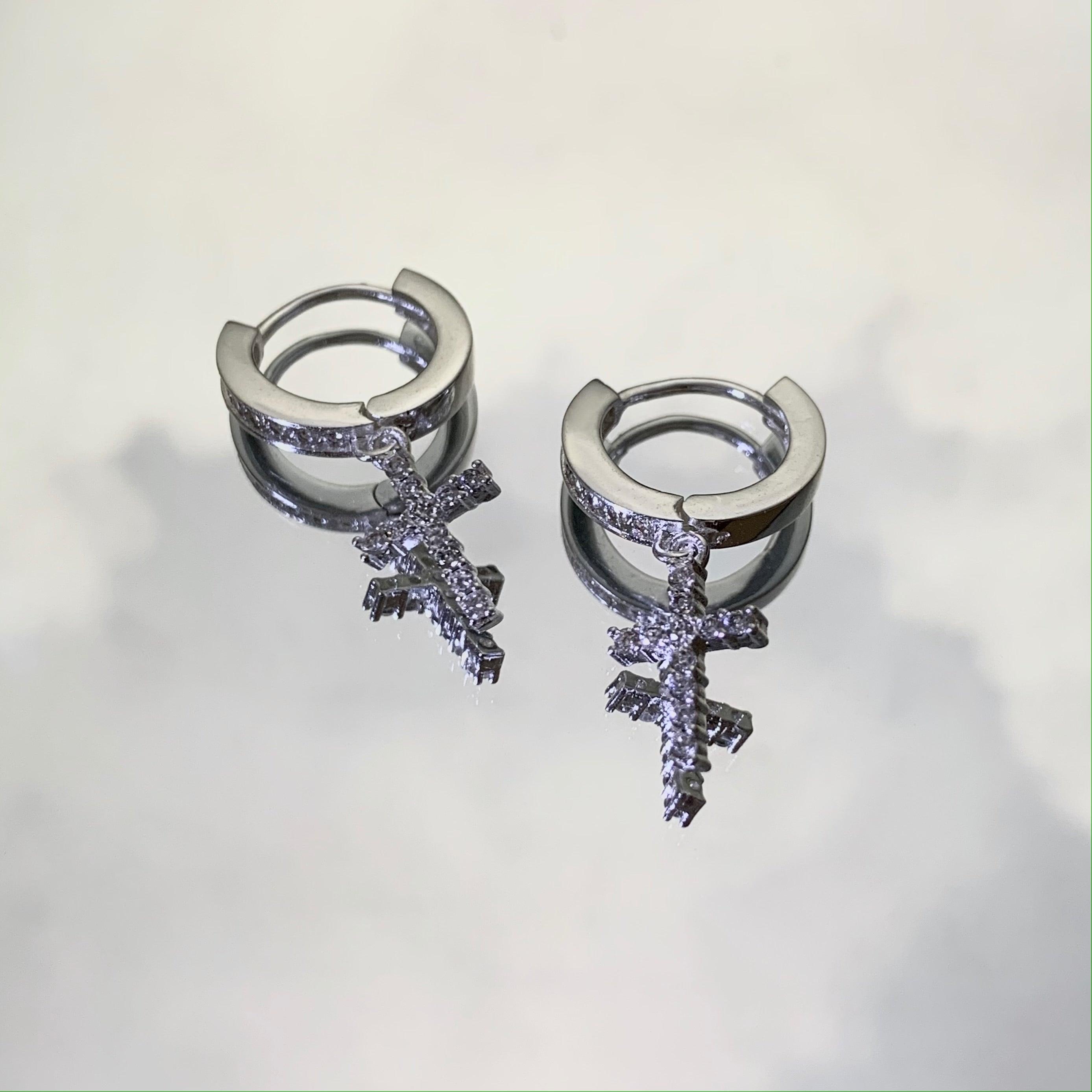 Evry Jewels Don't Cross Me Earrings
