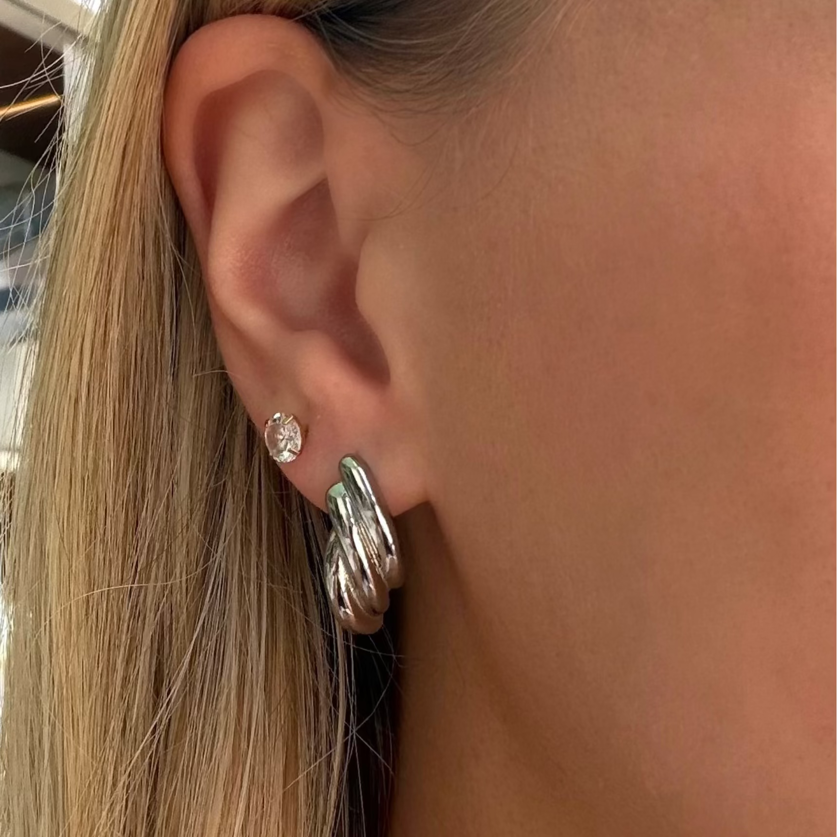 Evry Jewels Twisted Icon Earrings