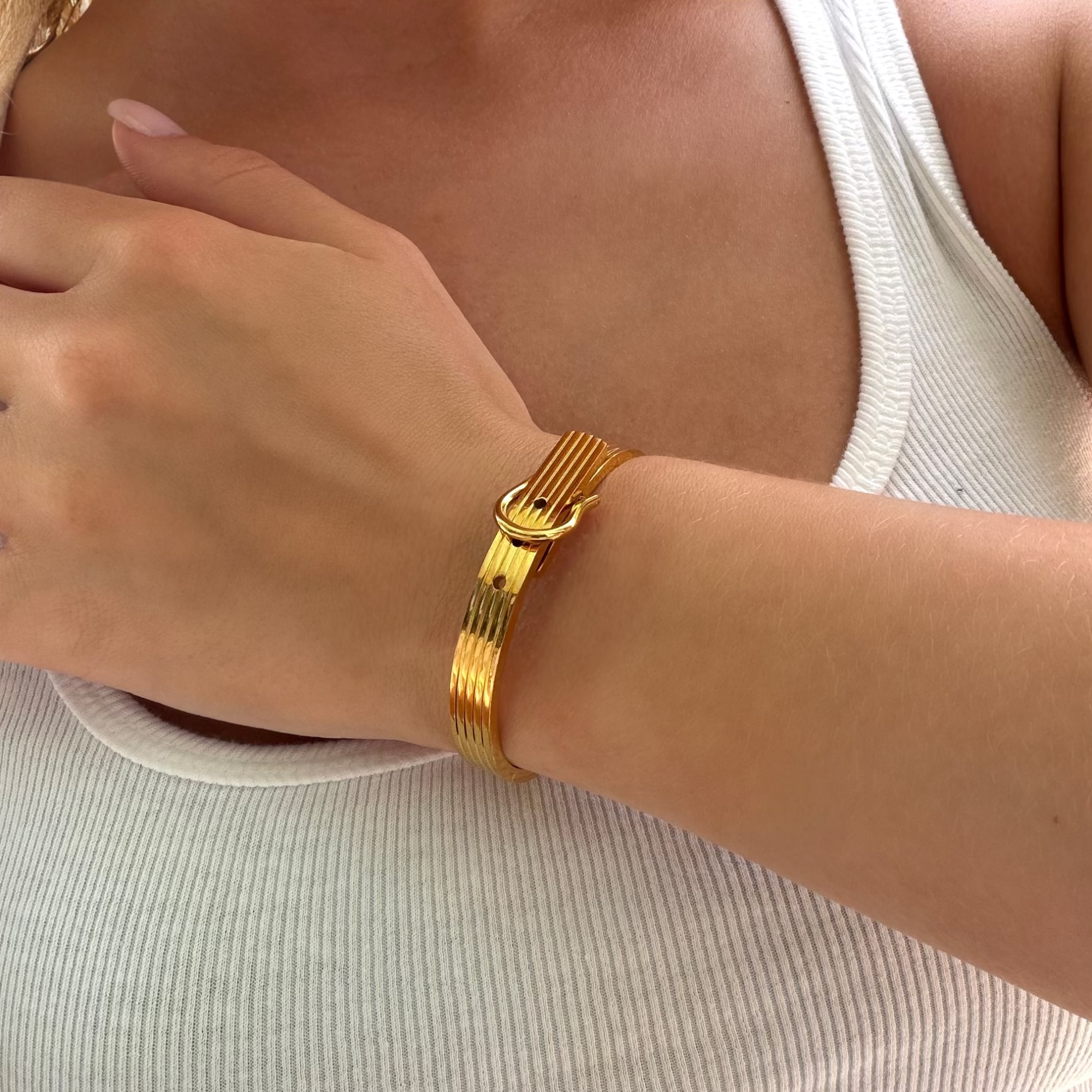 Evry Jewels Buckle Up Babe Bangle