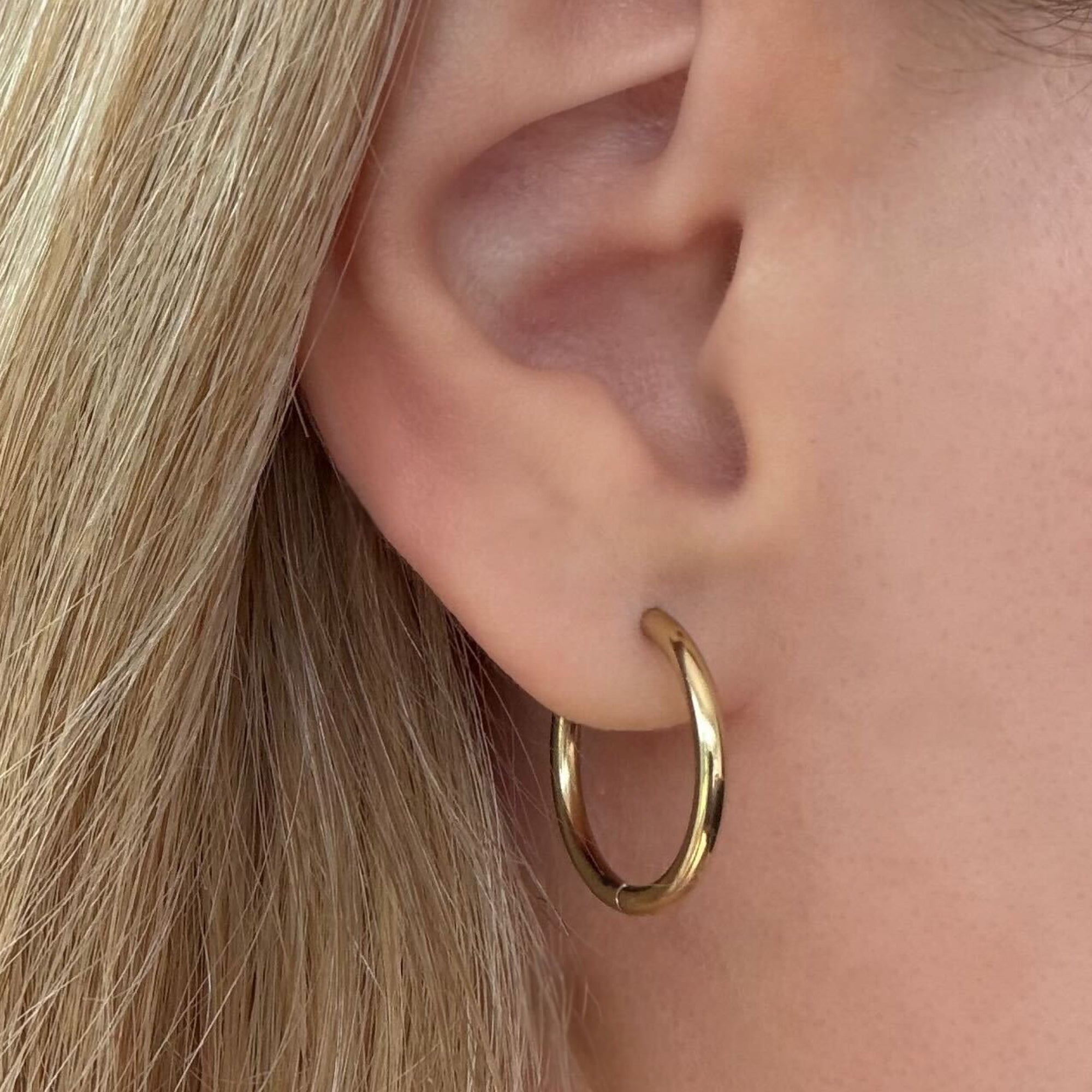 Evry Jewels Cutie Thin Hoop Earrings