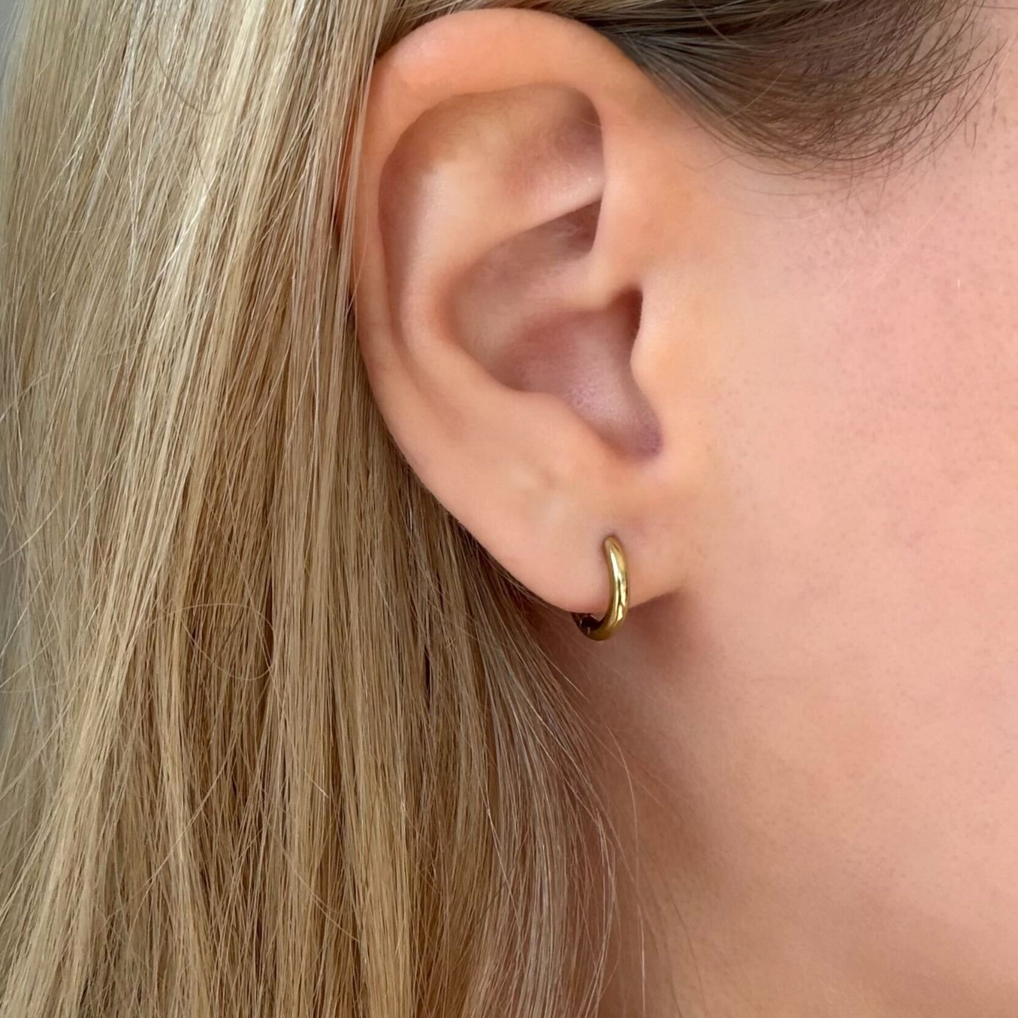 Evry Jewels Cutie Thin Hoop Earrings