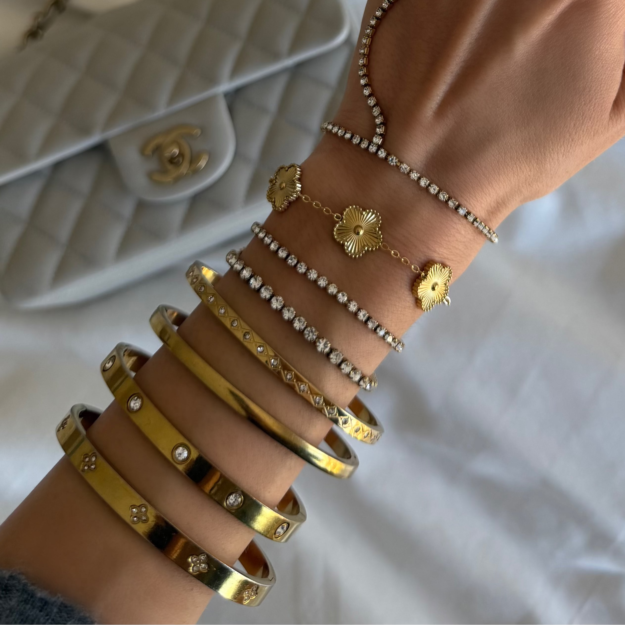Evry Jewels Rosalia Bangle