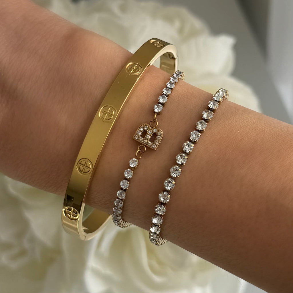 Evry Jewels Linked Babe Bangle