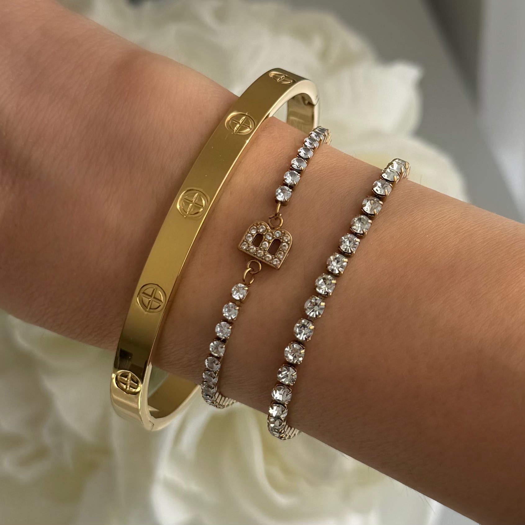 Evry Jewels Linked Babe Bangle
