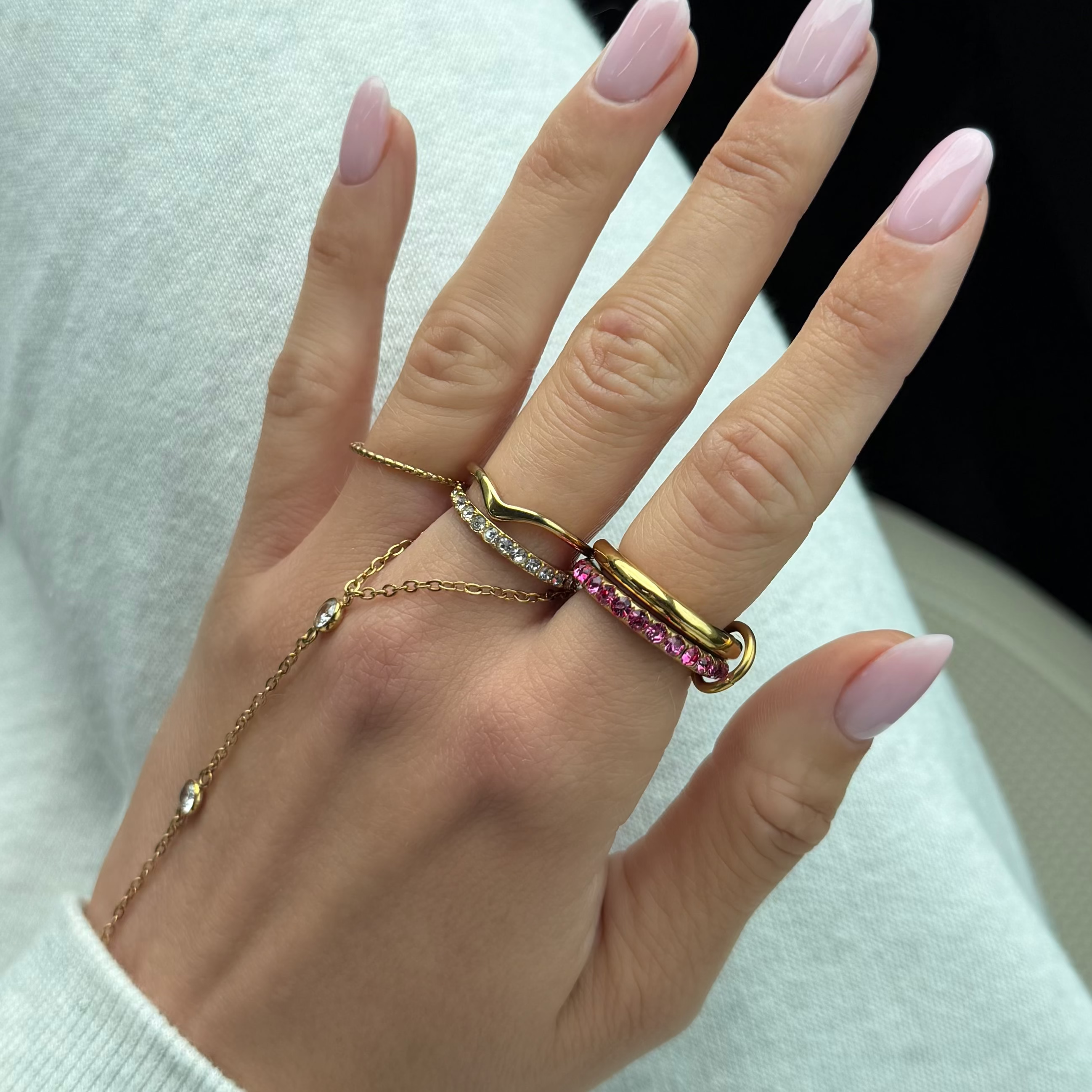 Evry Jewels Rosie Glow Stacked Ring