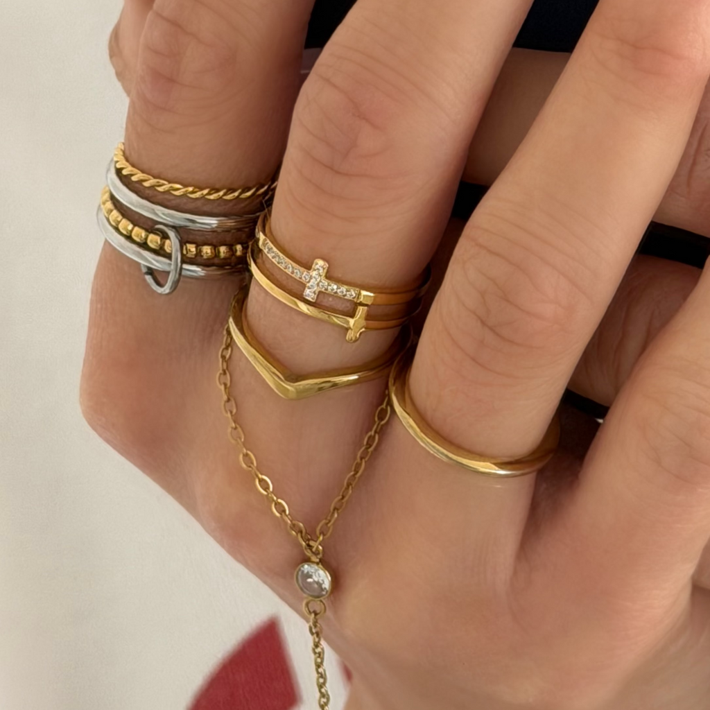 Evry Jewels Unbothered Stacked Ring
