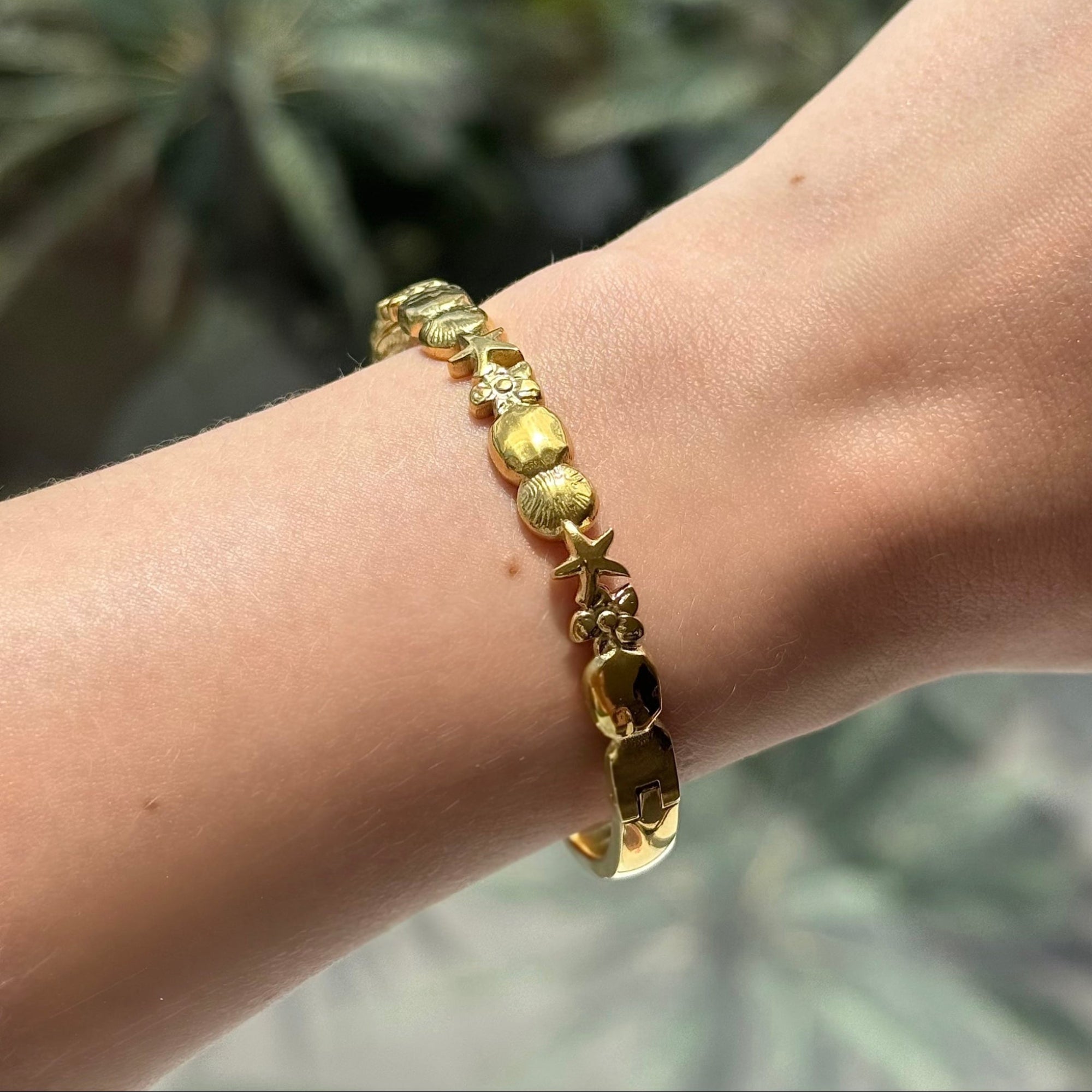 Evry Jewels Coastal Crush Bracelet Collection