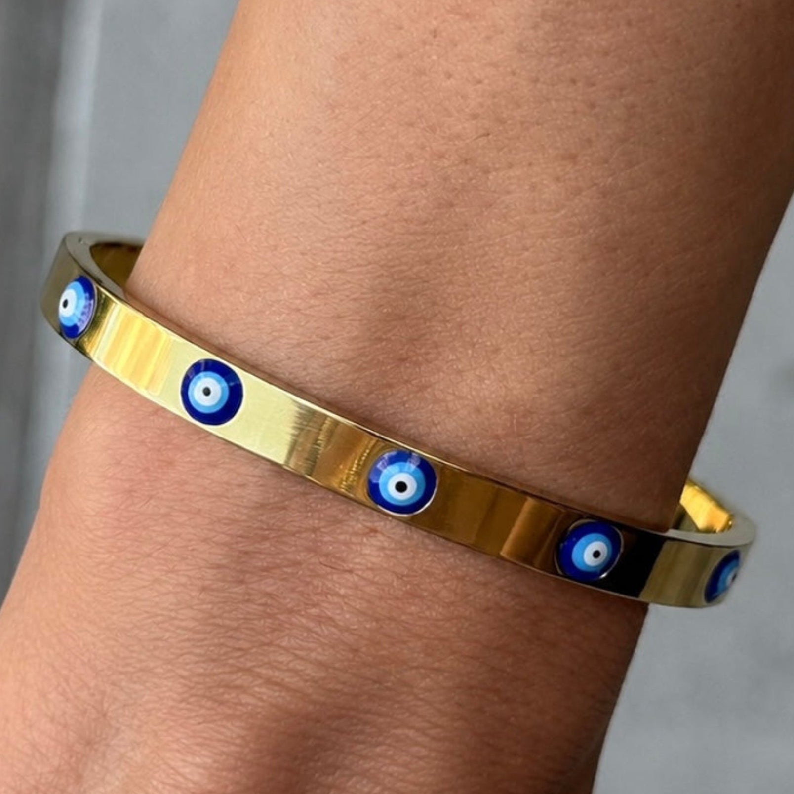 Evry Jewels Eyes On You Bangle