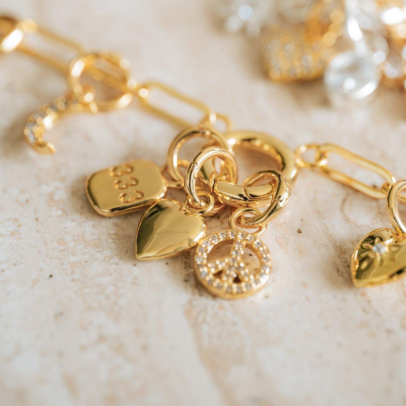 Evry Jewels Heartless Charm