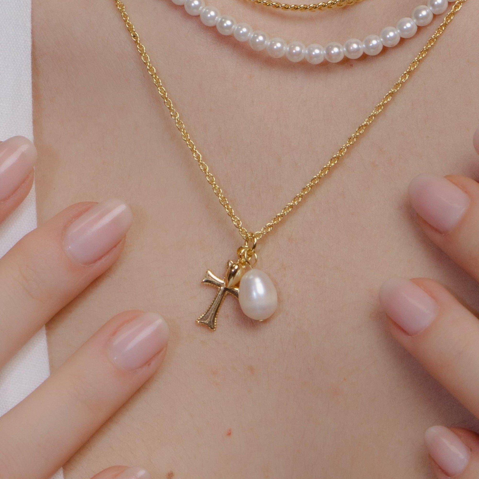 Evry Jewels Divine Love Necklace