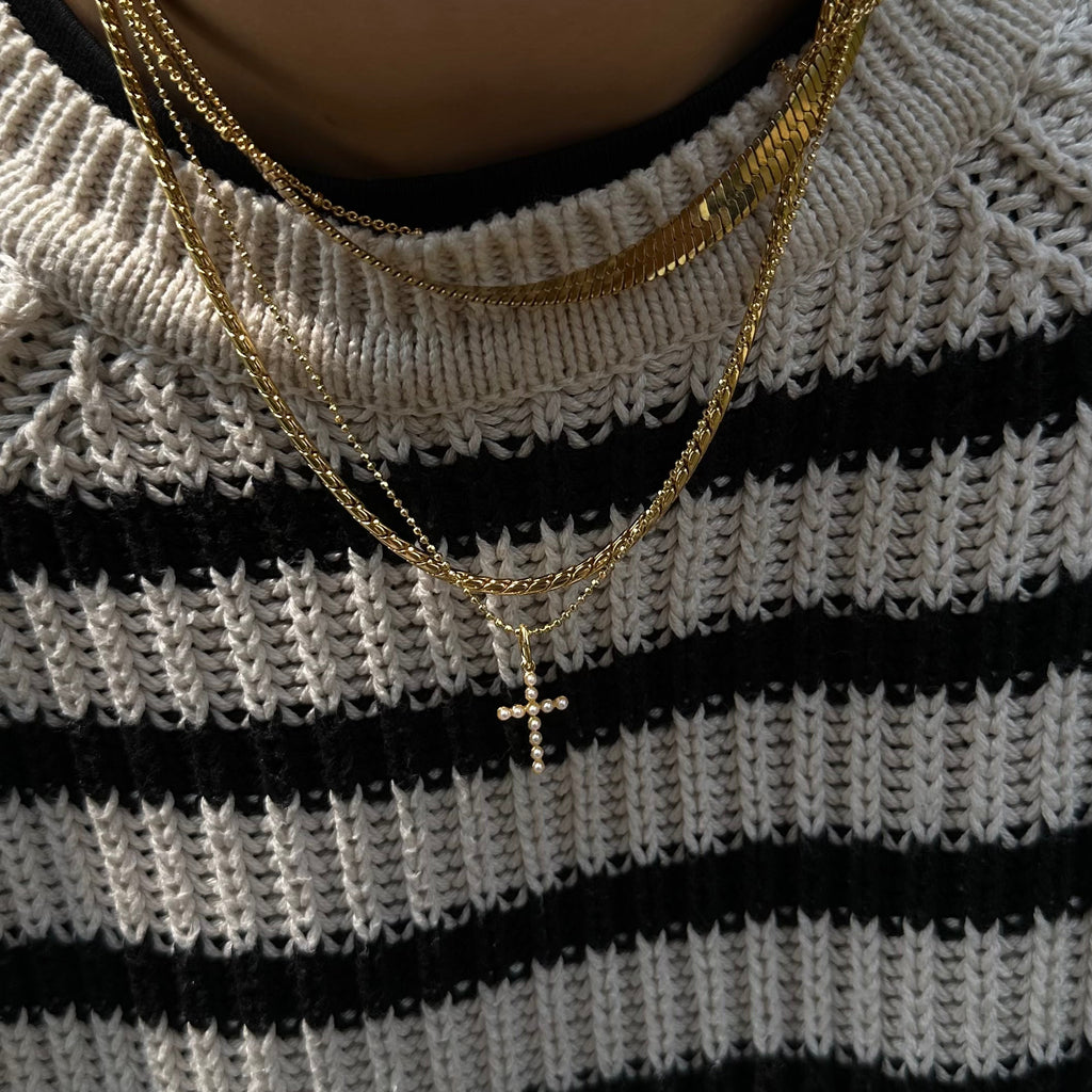 Evry Jewels Heavenly Hour Cross Necklace
