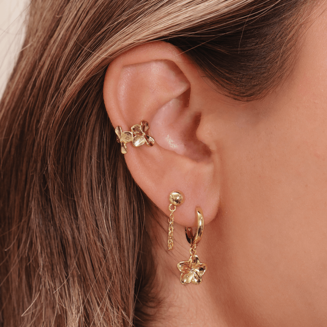 Evry Jewels Hibiscus Ear Cuff