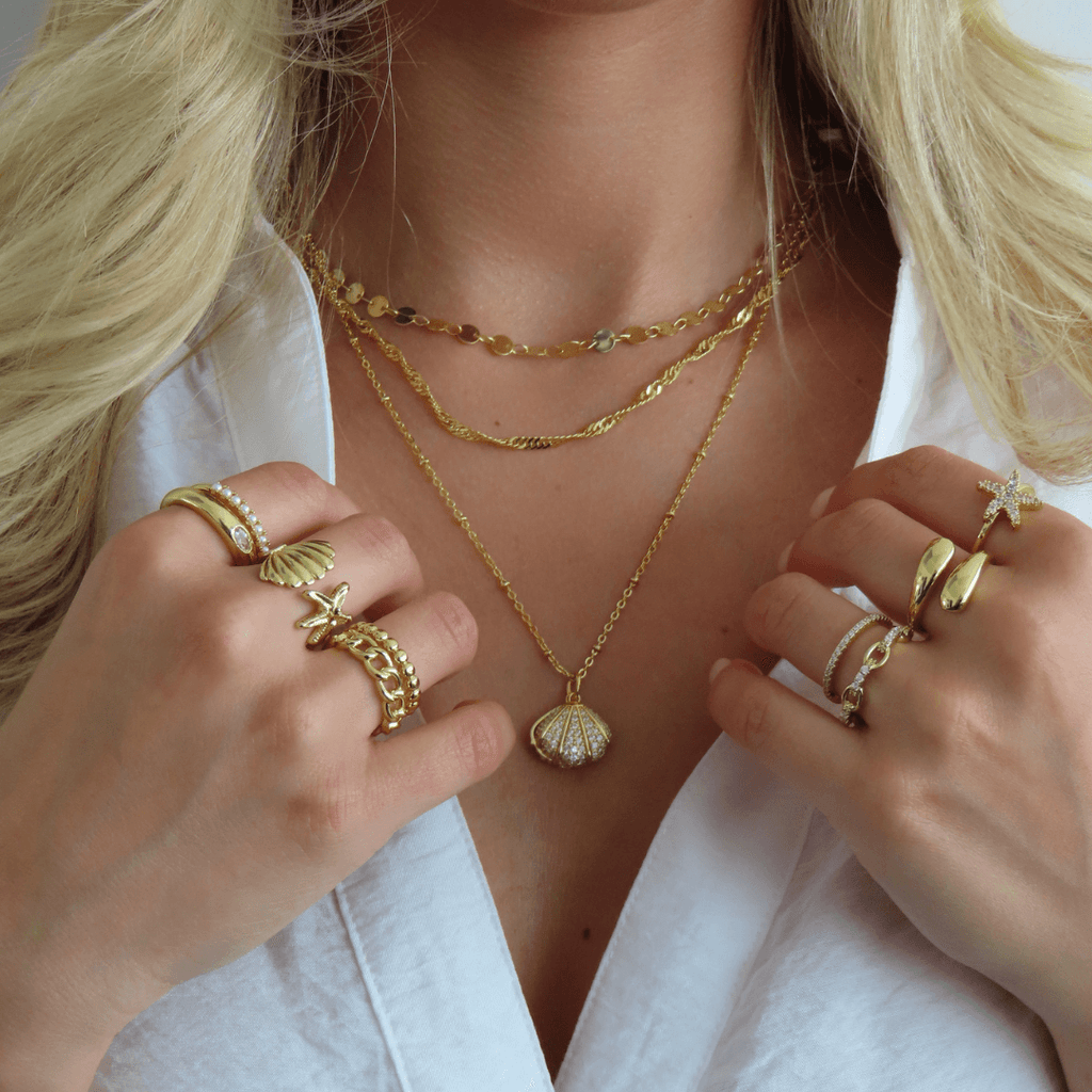 Evry Jewels Hidden Treasure Necklace