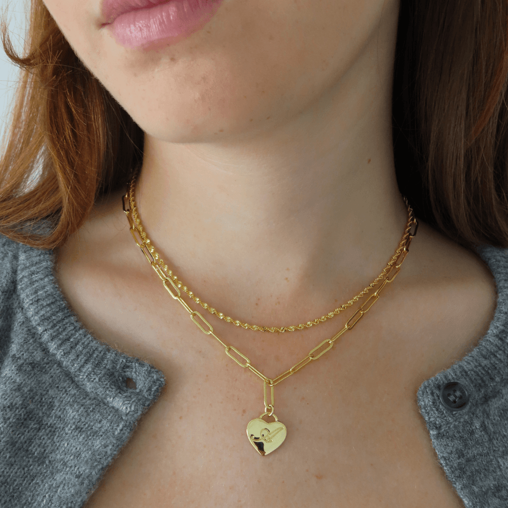 Evry Jewels Hold Me Close Necklace