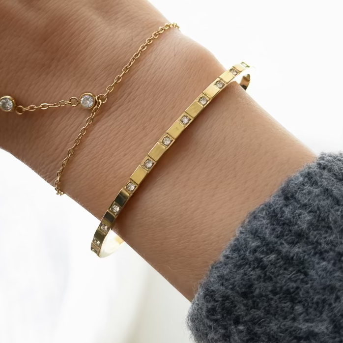Evry Jewels Halo Click Bangle