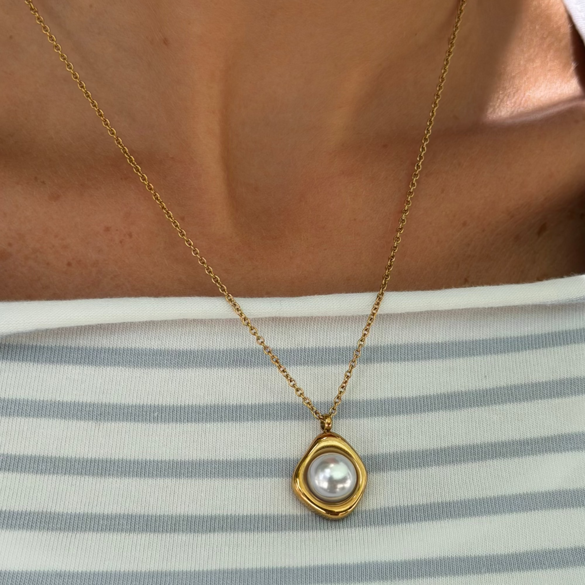 Evry Jewels Coastal Crush Necklace Collection