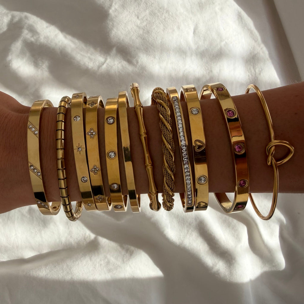 Evry Jewels Waterproof Stainless Steel Bangle