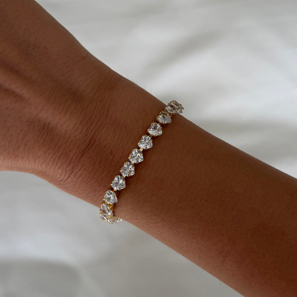 Evry Jewels Fergie Heart Tennis Bracelet