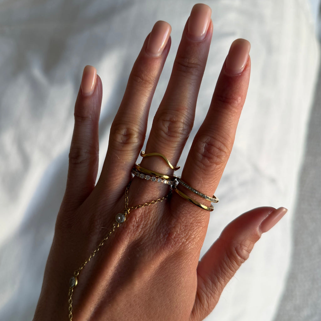 Evry Jewels Daydream Wave Ring