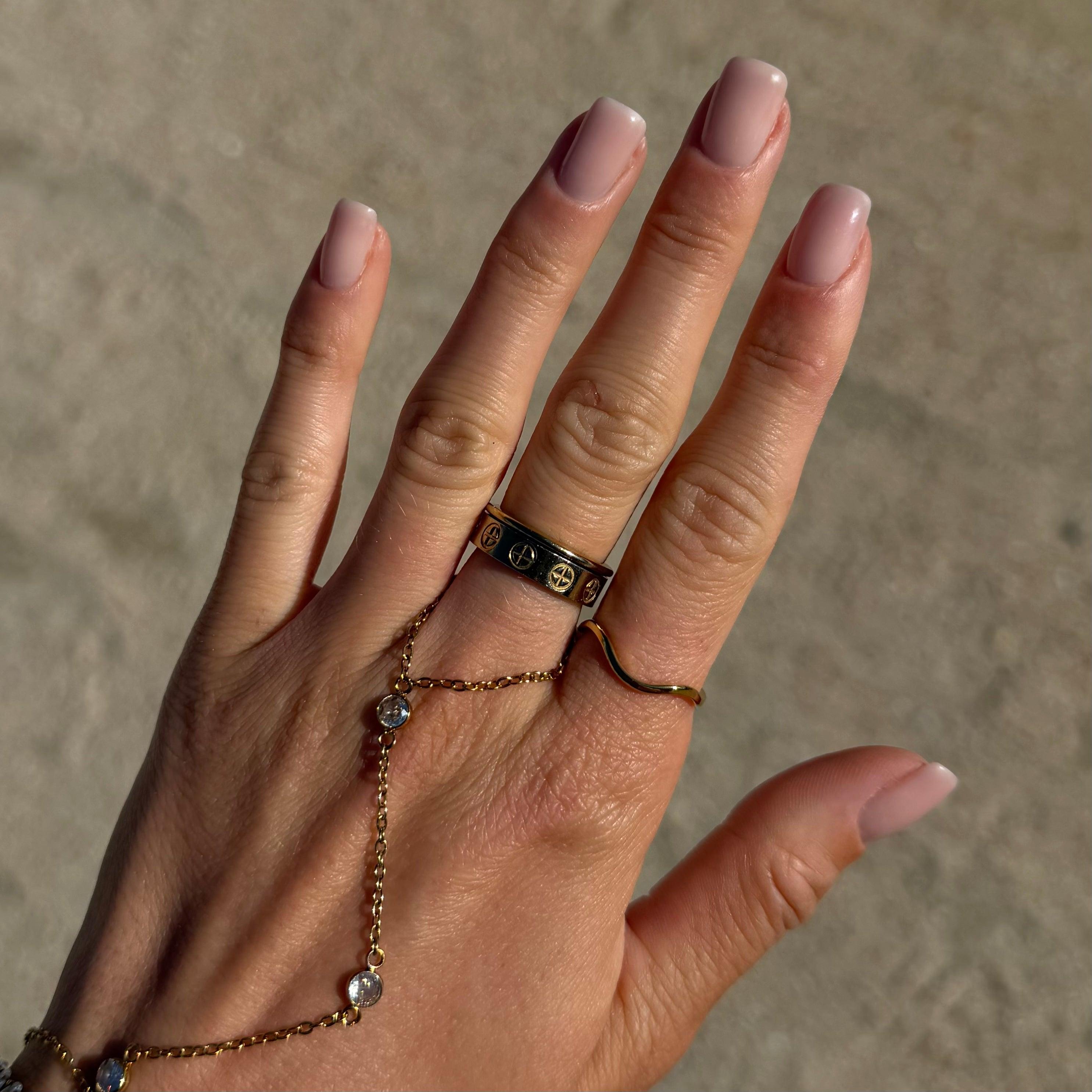 Evry Jewels Daydream Wave Pinky Ring