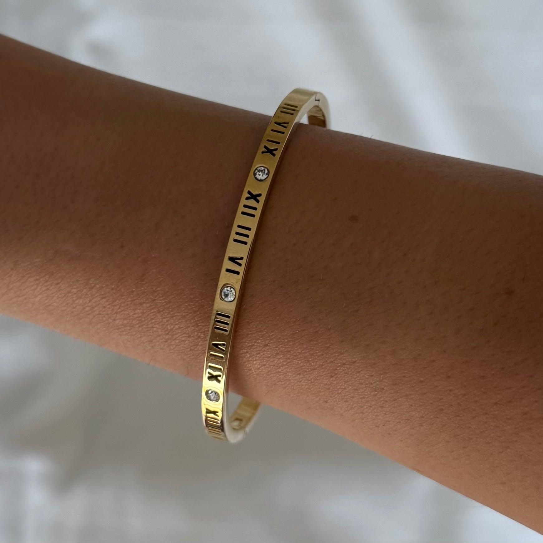 Evry Jewels Roman Darling Bangle