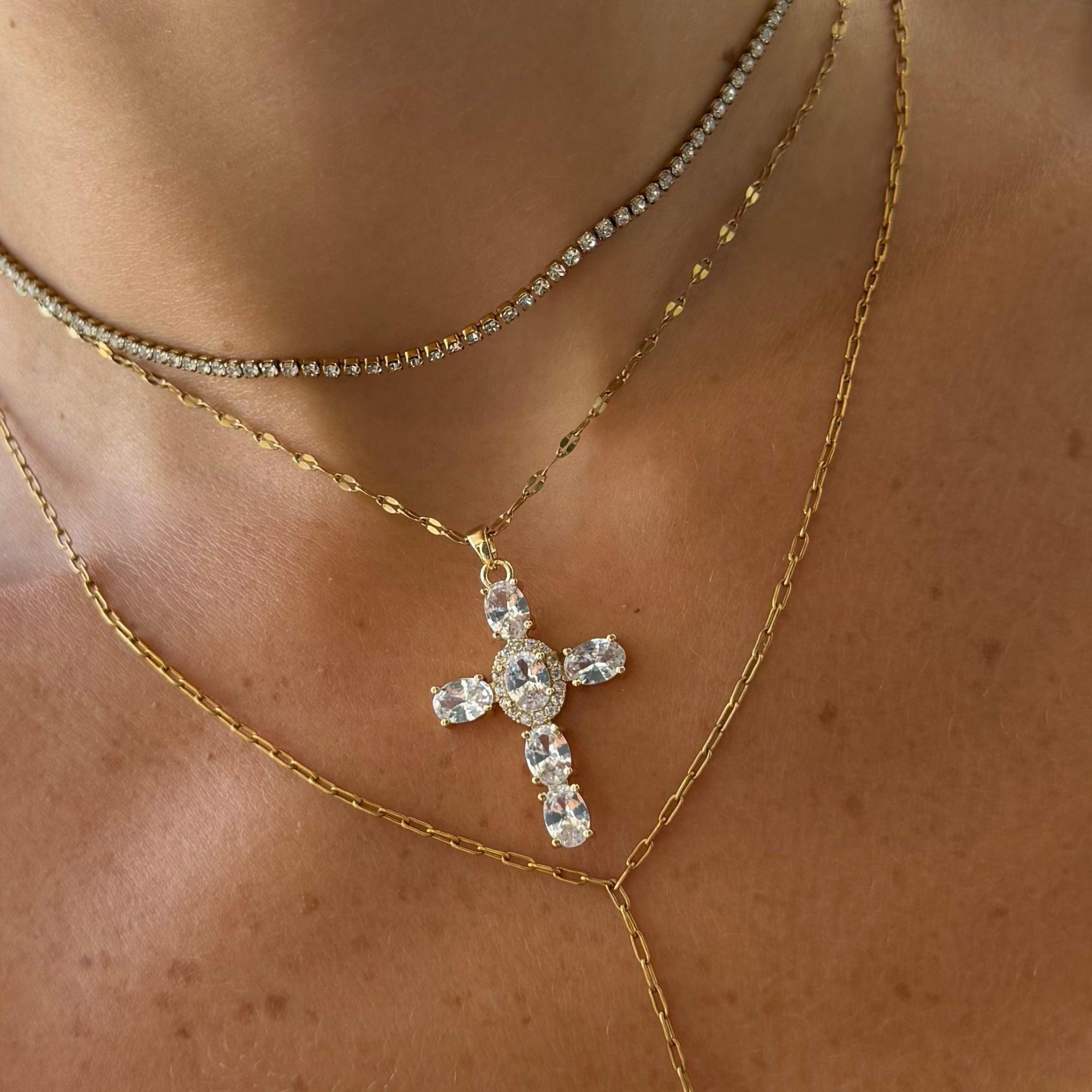 Evry Jewels Heavenly Glow Cross Necklace