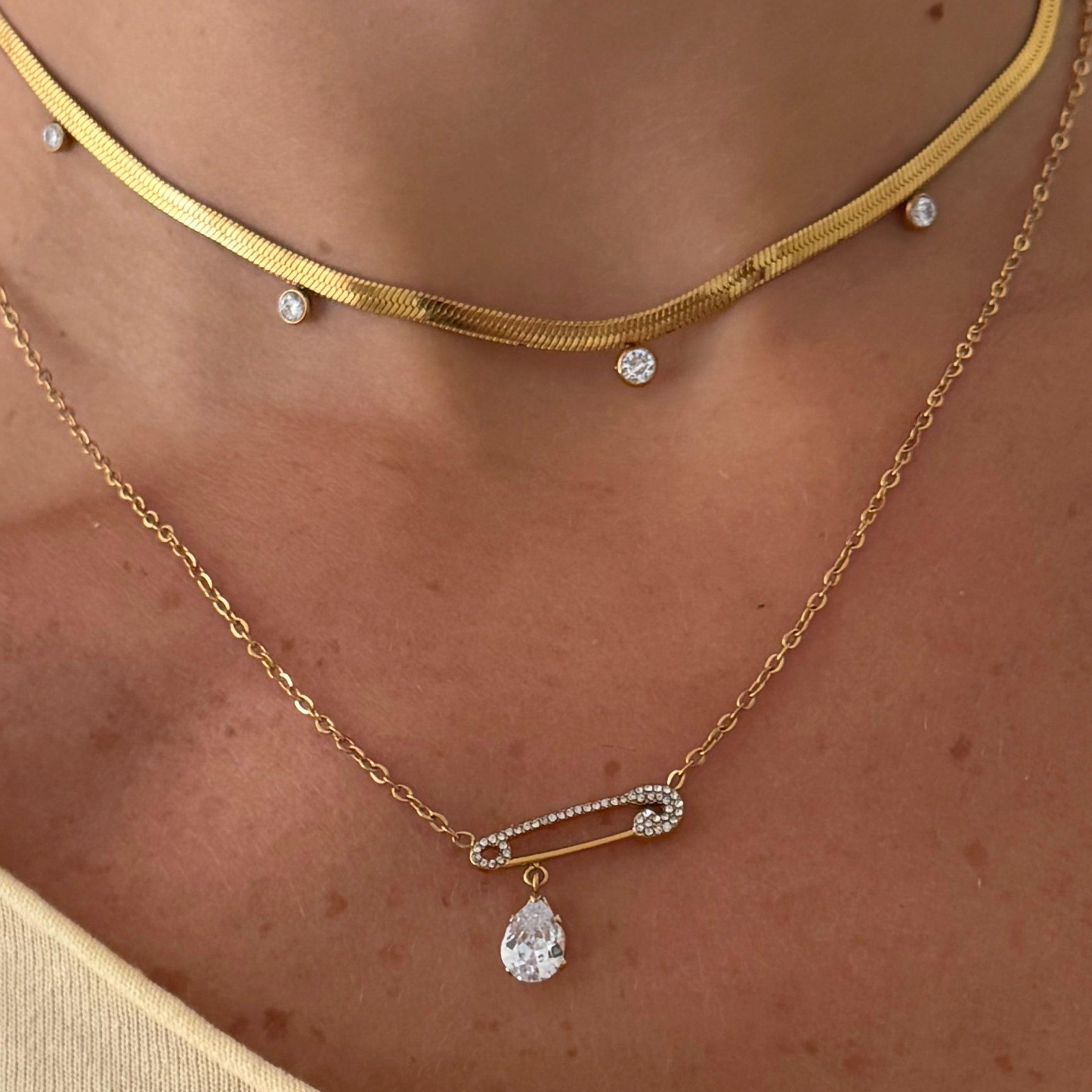 Evry Jewels Glow Dots Choker Necklace