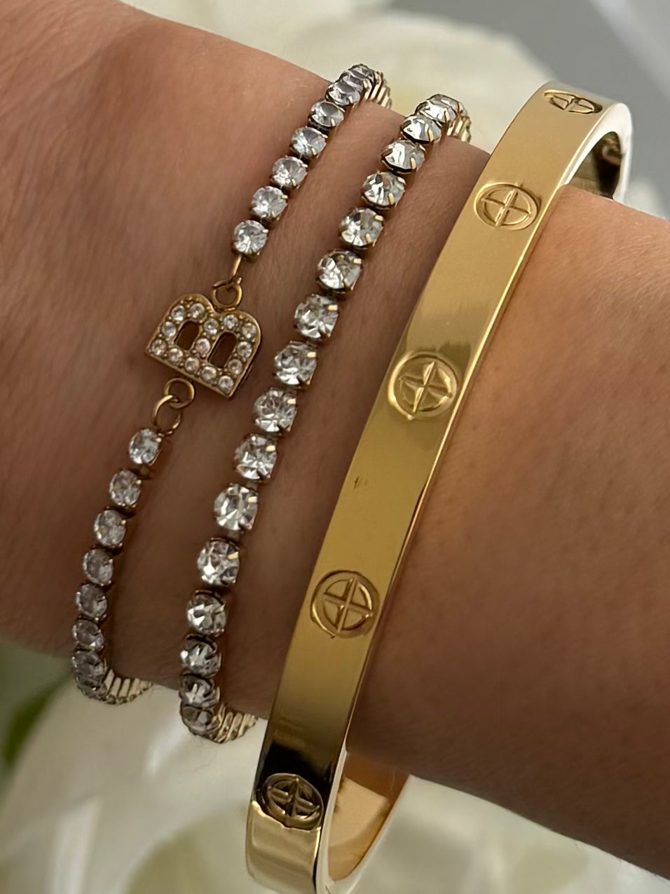 Evry Jewels Linked Babe Bangle