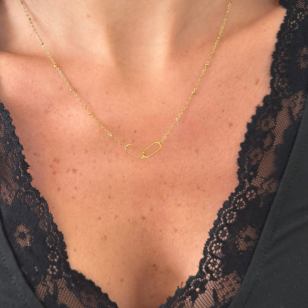 Evry Jewels Connected Hearts Necklace