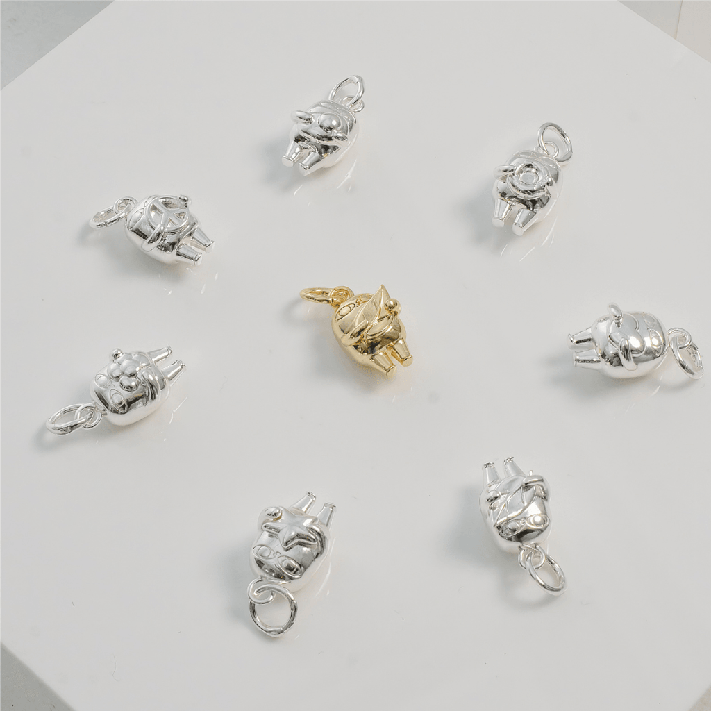 Evry Jewels Ketnipz Bean Leaf Charm