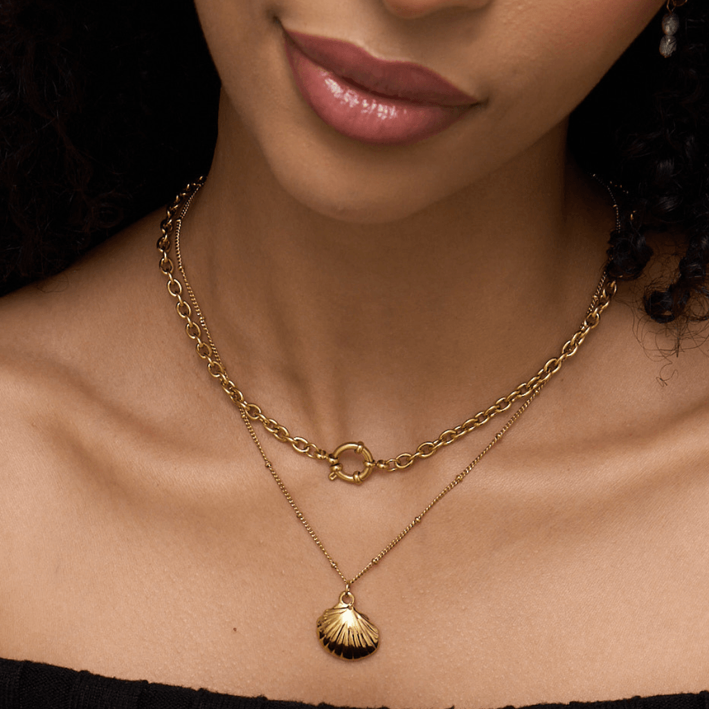 Evry Jewels Shelly Necklace