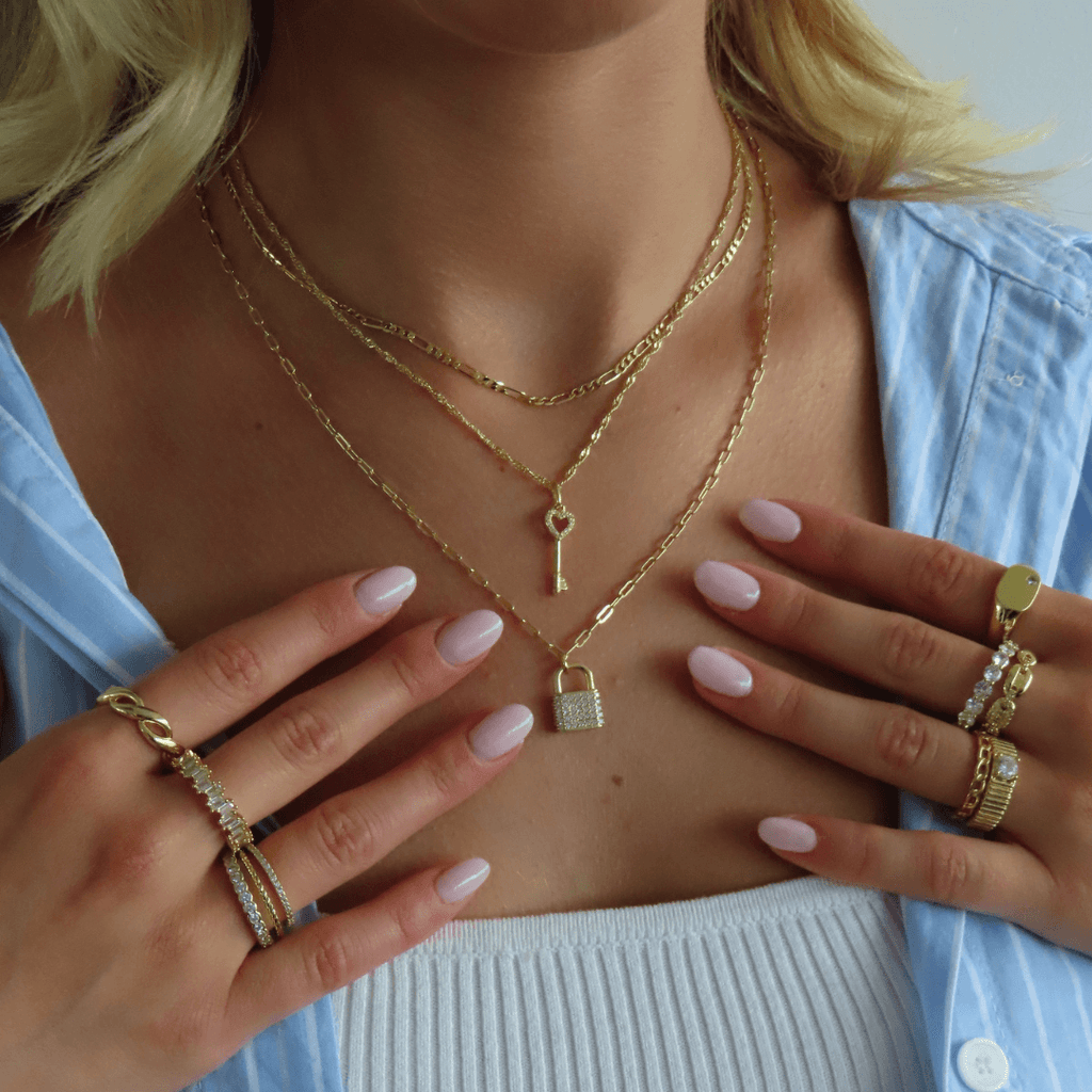 Evry Jewels Lock Me Up Necklace