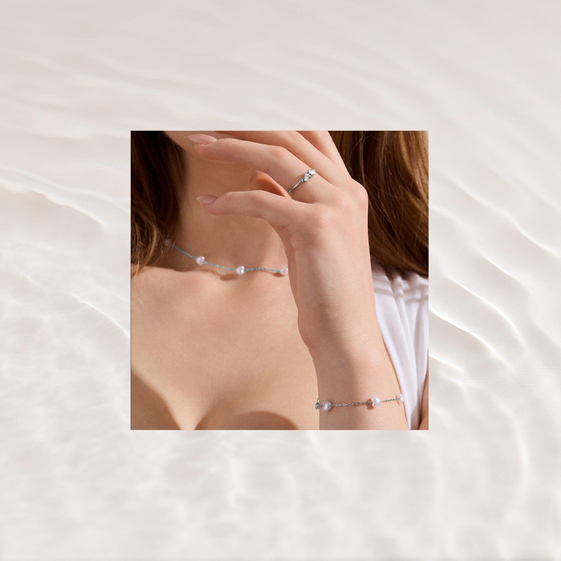 Evry Jewels Pearl Embrace Bracelet