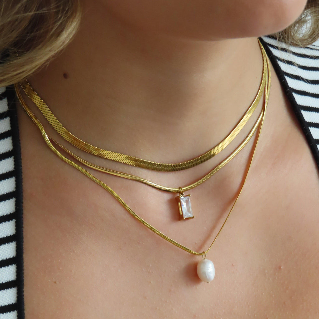 Evry Jewels Luna Necklace