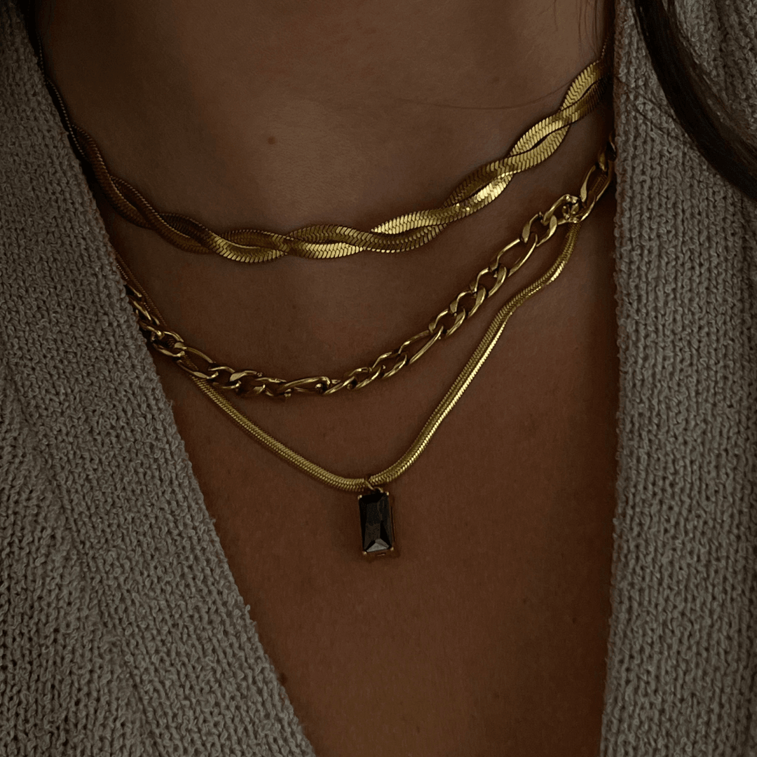Evry Jewels Medusa Necklace