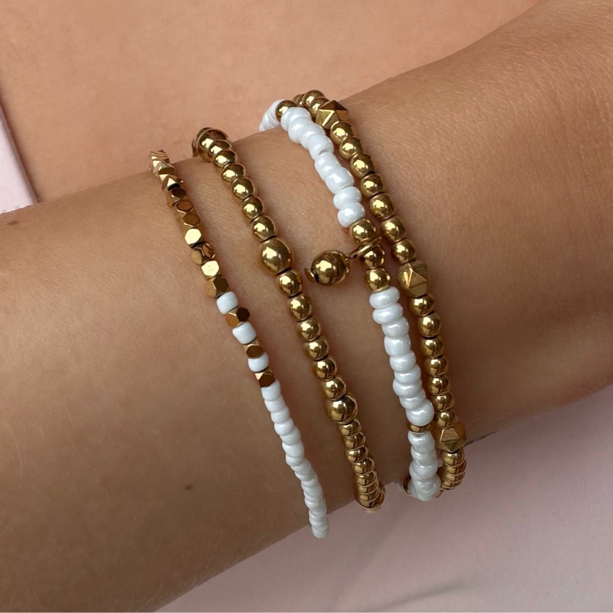 Evry Jewels Golden Hour Beaded Bracelet 4 Piece Set
