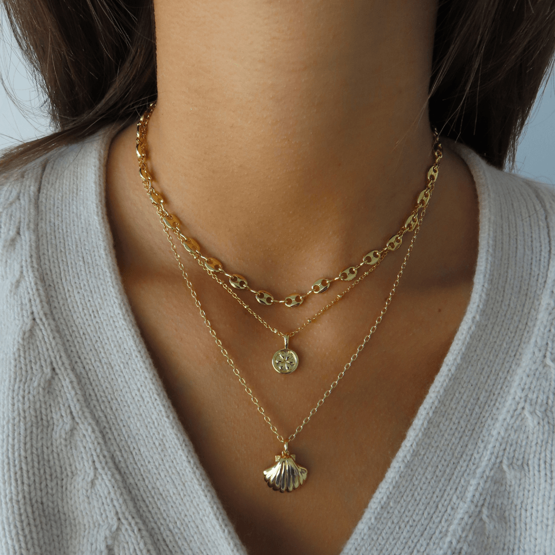 Evry Jewels Seashell Necklace