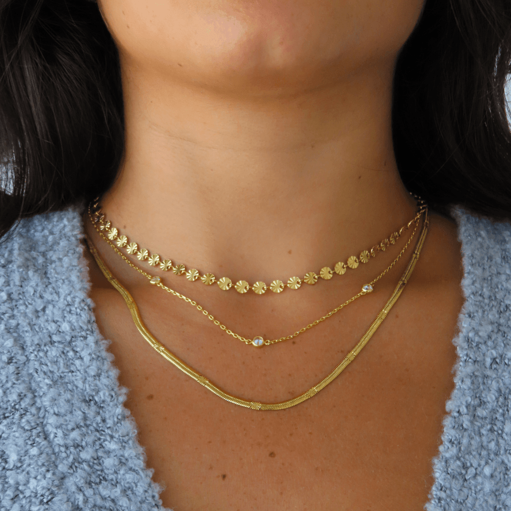 Evry Jewels Solar Kiss Necklace