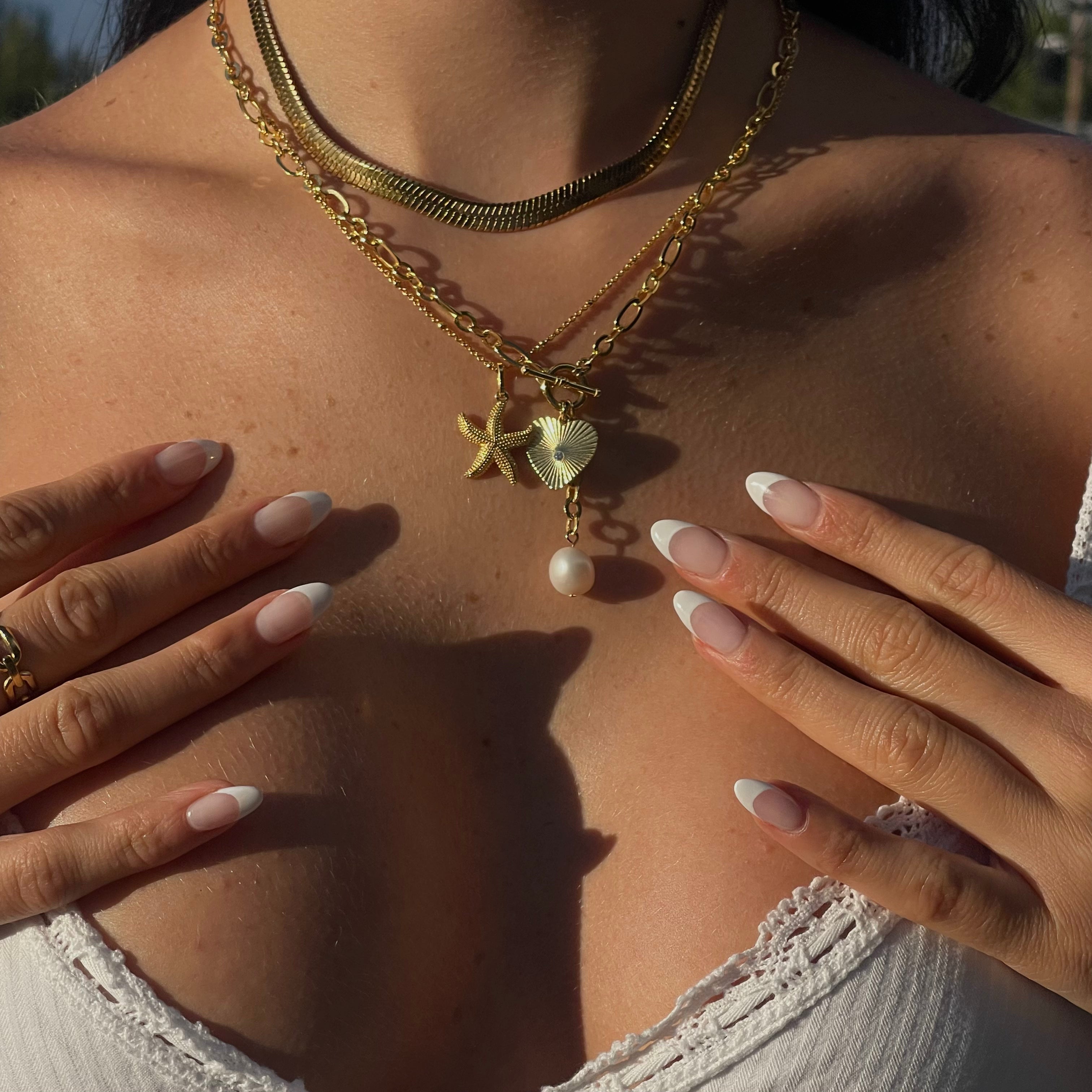 Evry Jewels Starfish Necklace