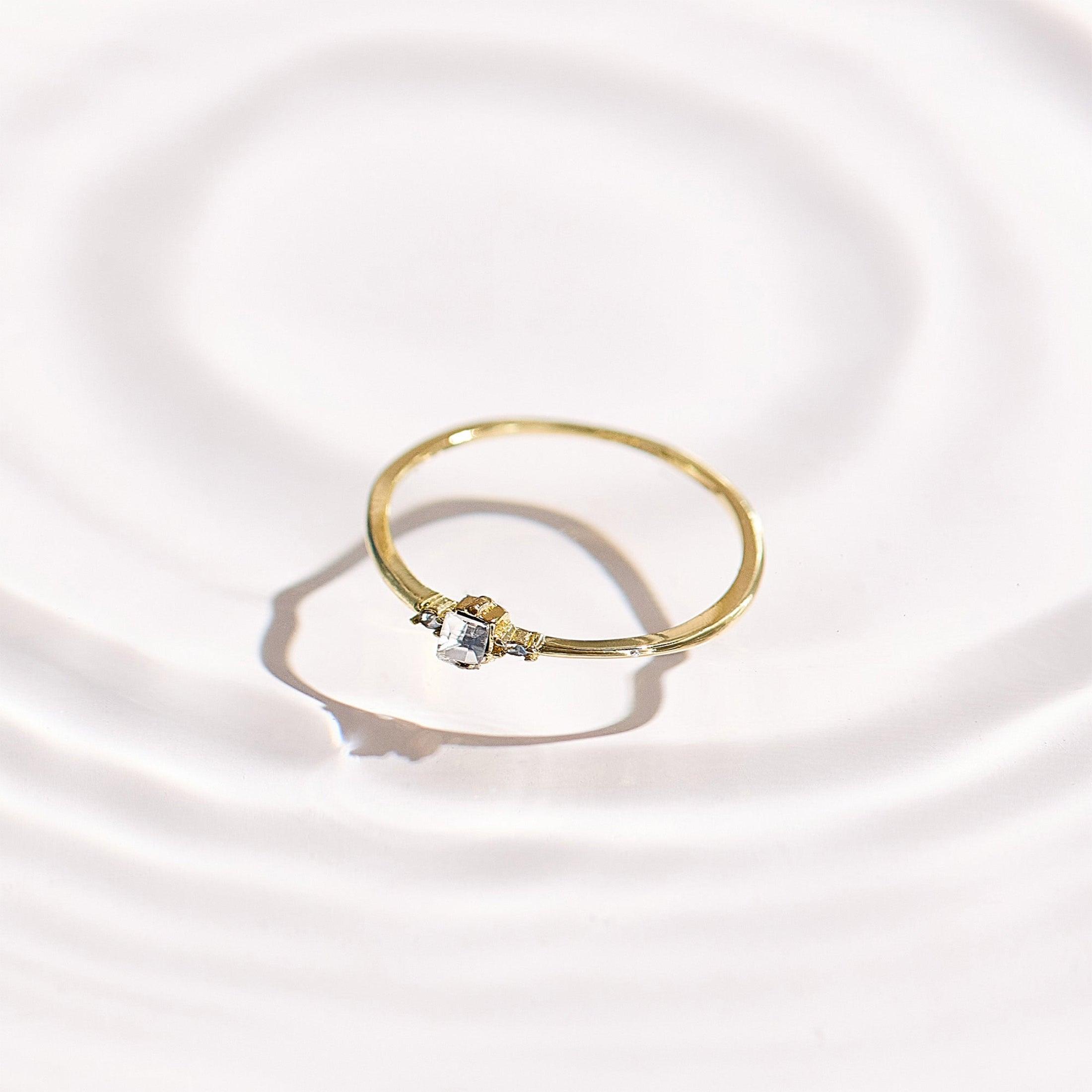 Evry Jewels Temptress Ring