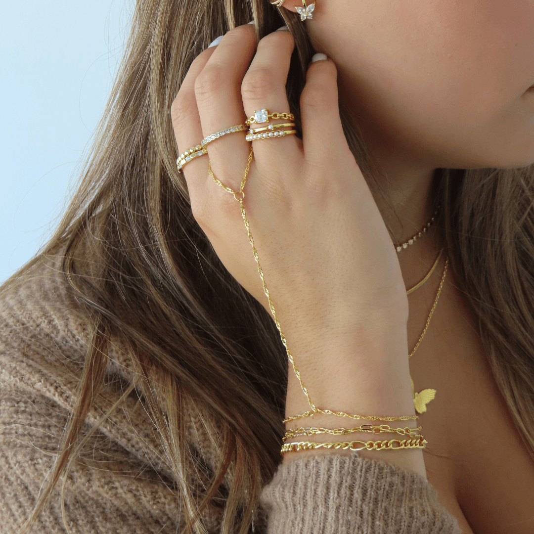 Evry Jewels That Girl Hand Chain