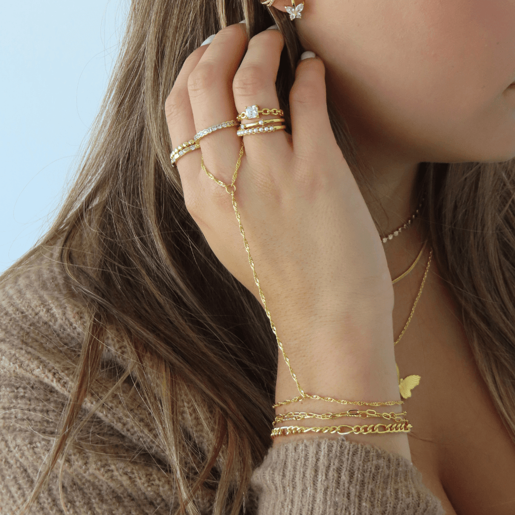 Evry Jewels Viral Hand Chains: Anti Tarnish Waterproof